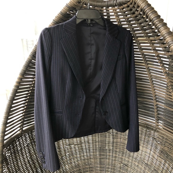 Theory size 2 wool jacket - Picture 2 of 5